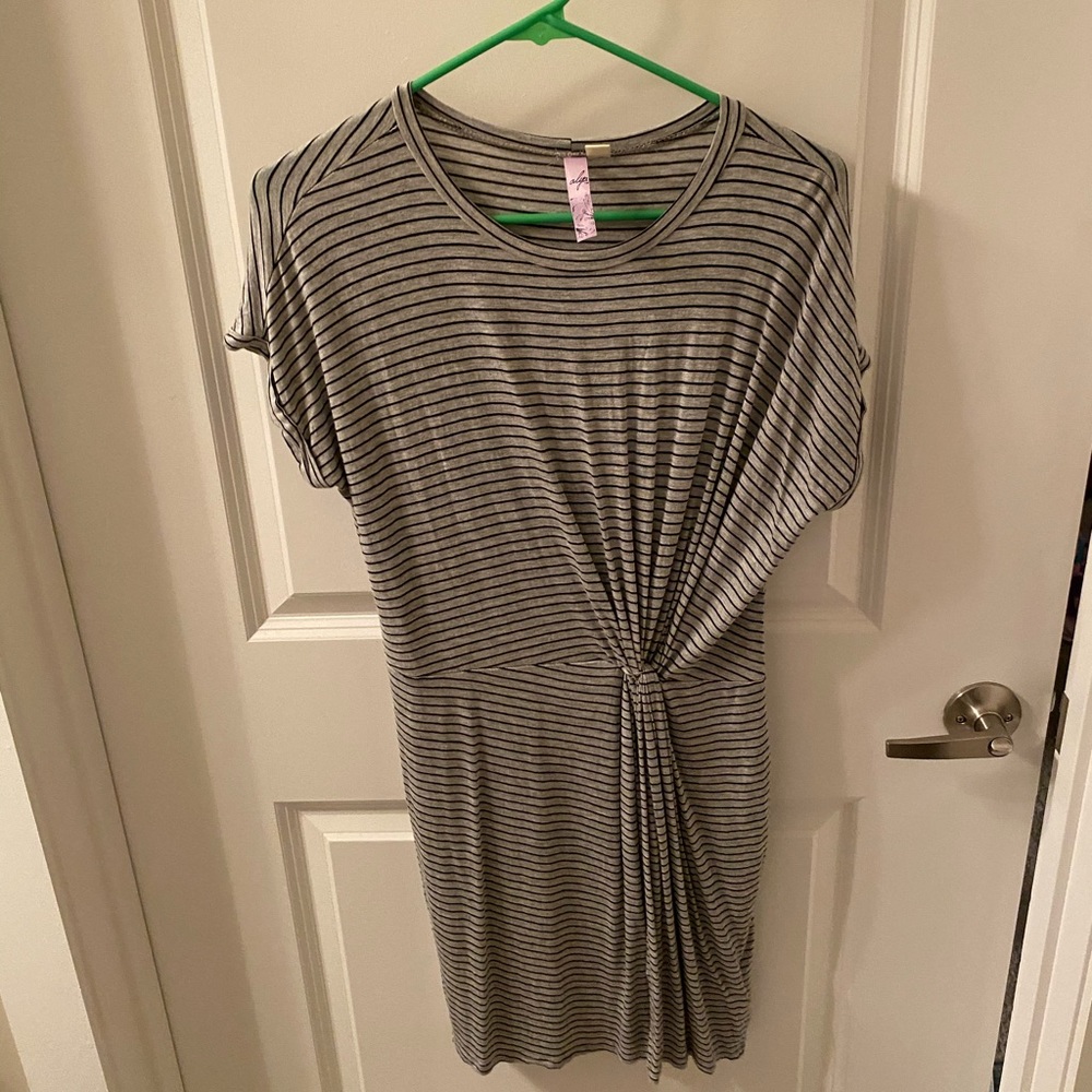 ⚡️2/$25⚡️ Striped dress
